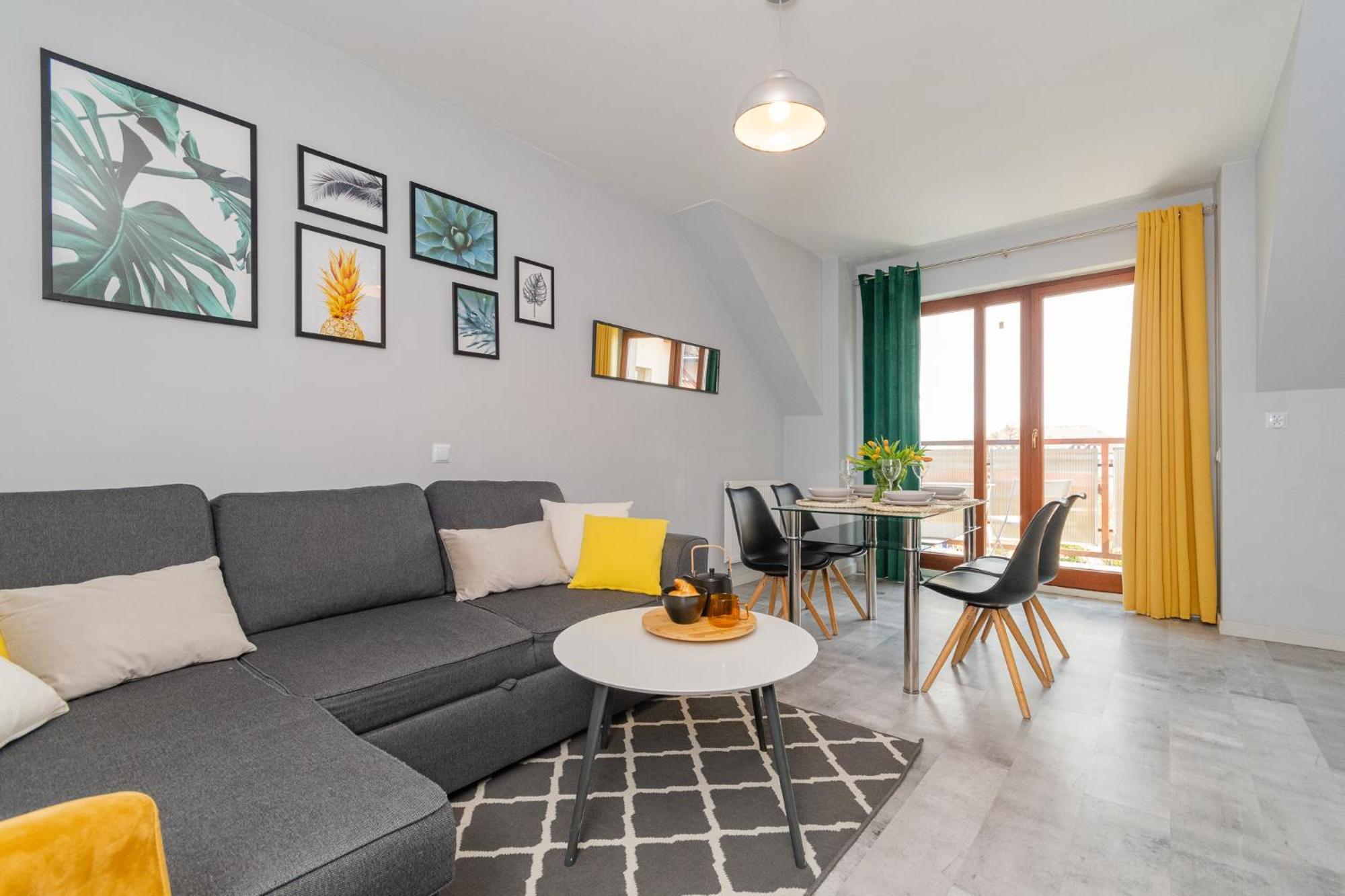 Sztutowo Lazurowy Dwor - Apartamenty Oraz Pokoje Z Basenem I Parkingiem Exterior foto