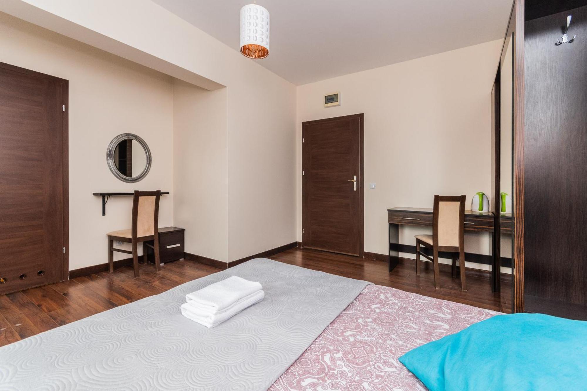 Sztutowo Lazurowy Dwor - Apartamenty Oraz Pokoje Z Basenem I Parkingiem Zimmer foto