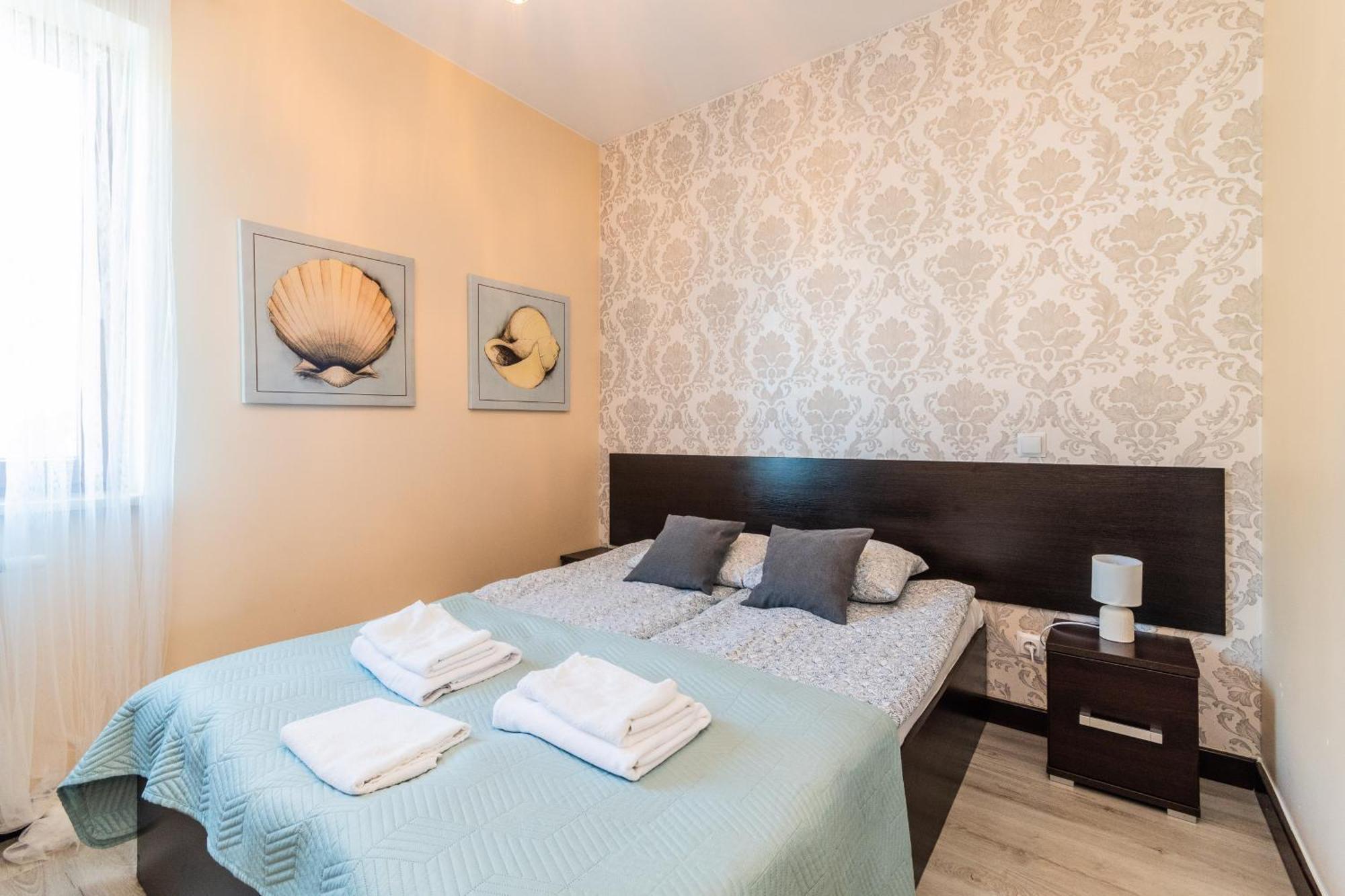 Sztutowo Lazurowy Dwor - Apartamenty Oraz Pokoje Z Basenem I Parkingiem Zimmer foto