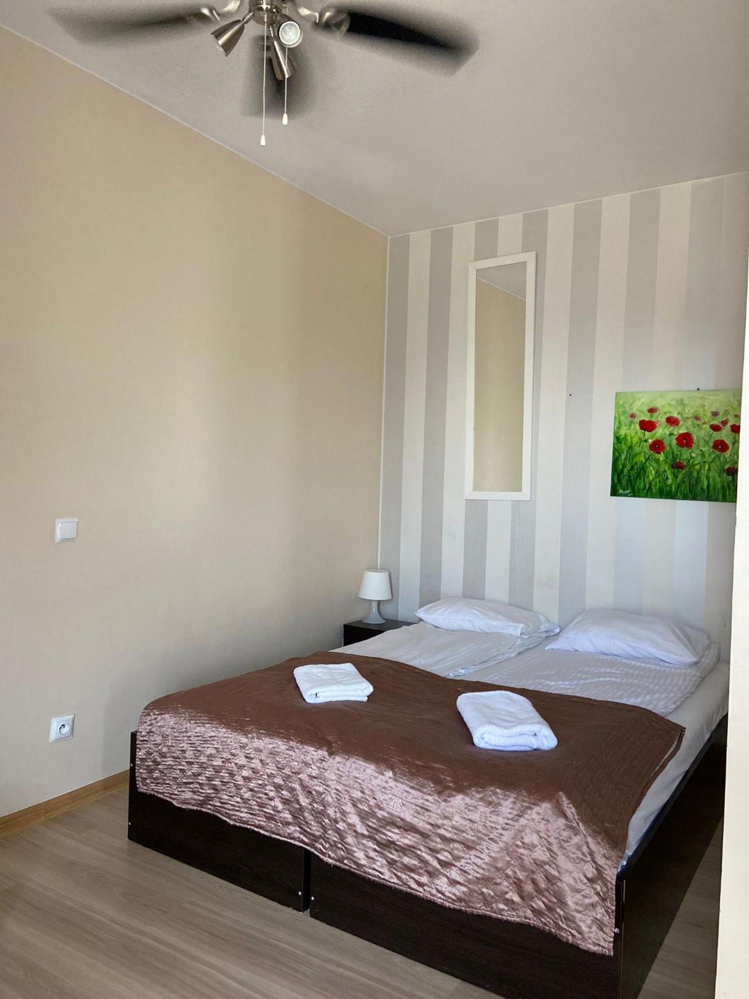 Sztutowo Lazurowy Dwor - Apartamenty Oraz Pokoje Z Basenem I Parkingiem Exterior foto