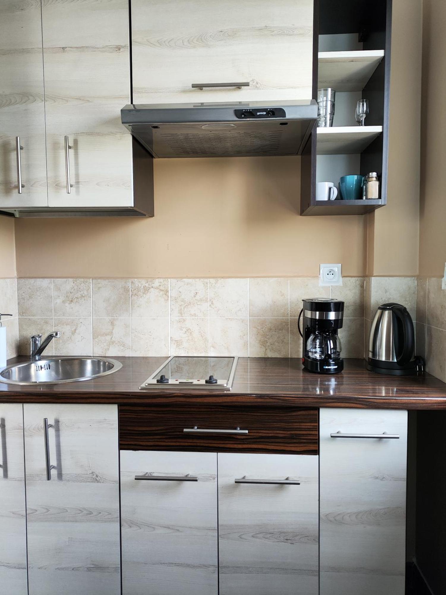 Sztutowo Lazurowy Dwor - Apartamenty Oraz Pokoje Z Basenem I Parkingiem Exterior foto